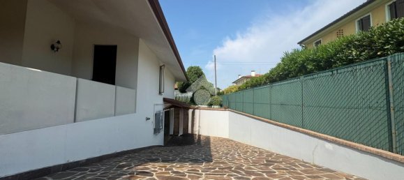 5-salle Villa à Volpago del Montello, Italy No. 282892 7