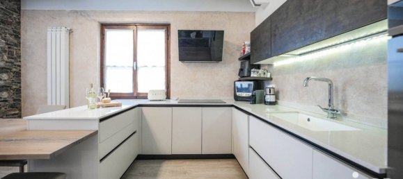 2 Schlafzimmer Villa in Monticelli Brusati, Italy, Nr. 363764 7