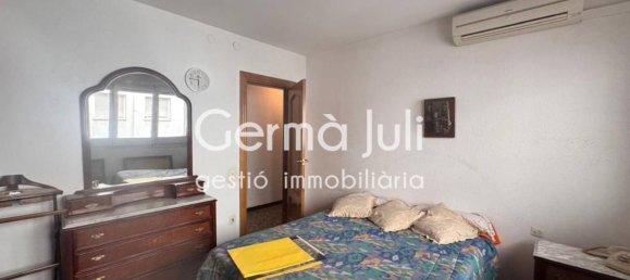 4 bedrooms Apartment in Badalona, Spain No. 137015 14