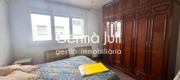 4 bedrooms Apartment in Badalona, Spain No. 137015 12