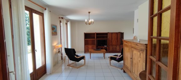 2 Schlafzimmer Haus in Martel, France, Nr. 282880 8