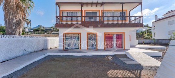 5 bedrooms House in Santiago del Teide, Spain No. 125296 3