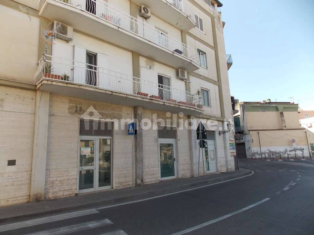 200m² Commercial property in Monte di Procida, Italy No. 308477
