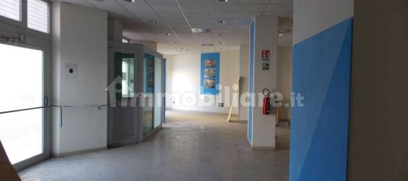 200m² Commercial property in Monte di Procida, Italy No. 308477 9
