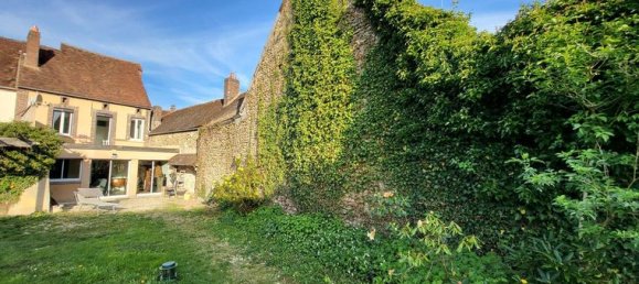 2 Schlafzimmer Haus in Arces-Dilo, France, Nr. 308337 2