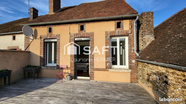 2 Schlafzimmer Haus in Arces-Dilo, France, Nr. 308337