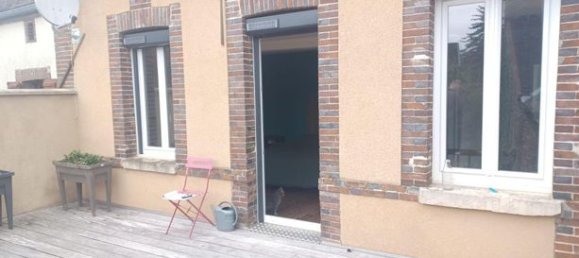 2 Schlafzimmer Haus in Arces-Dilo, France, Nr. 308337 3