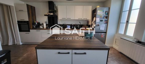 2 Schlafzimmer Haus in Arces-Dilo, France, Nr. 308337 8