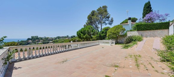 Дом с 5 спальнями в Бланес, Испания № 153714 13