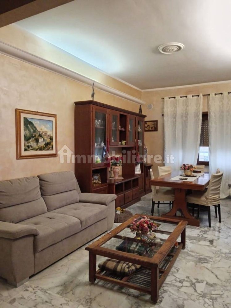 2 bedrooms Apartment in Pomezia, Italy No. 186318