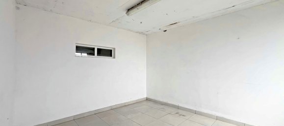 387m² Warehouse in Bergondo, Spain No. 38789 13