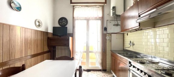 4 rooms House in Brescia, Italy No. 13436 19