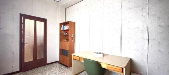 4 rooms House in Brescia, Italy No. 13436 28