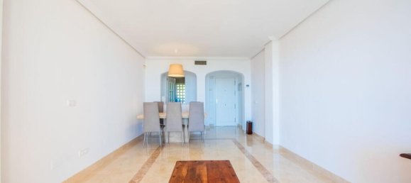 3 Schlafzimmer Wohnung in Marbella, Spain, Nr. 185322 9