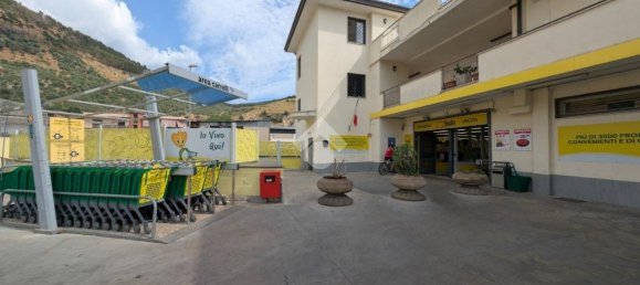 887m² Commercial property in San Felice a Cancello, Italy No. 343055 2