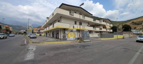 Gewerbliche Immobilie in San Felice a Cancello, Italy 887m², Nr. 343055 11