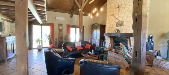 4 Schlafzimmer Schlösser in Monflanquin, France, Nr. 335932 3