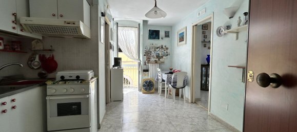 2 rooms Apartment in Molfetta, Italy No. 276621 4
