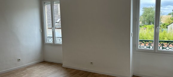 Casa de 4 dormitorios en Saint-Hilaire-Saint-Mesmin, France No. 75179 13