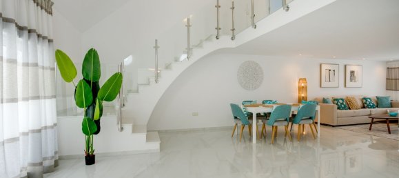 3 bedrooms Villa in Estepona, Spain No. 147611 6