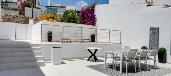 3 bedrooms Villa in Estepona, Spain No. 147611 11