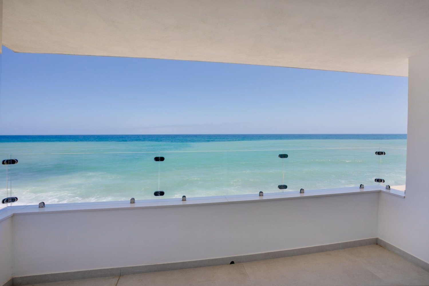 3 bedrooms Villa in Estepona, Spain No. 147611