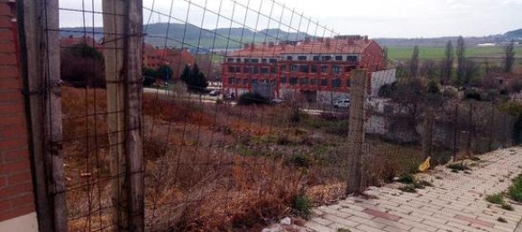 875m² Land in Valladolid, Spain No. 158037 2