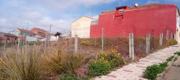 875m² Land in Valladolid, Spain No. 158037 6