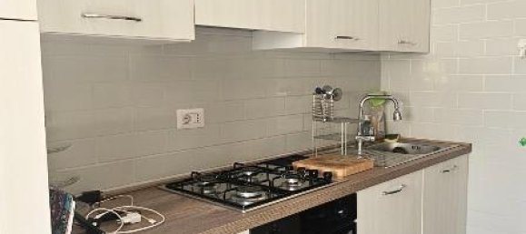 2 rooms Apartment in Jesi, Italy No. 123913 3