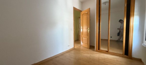 Квартира с 3 спальнями в Фуэнлабрада, Испания № 184290 35