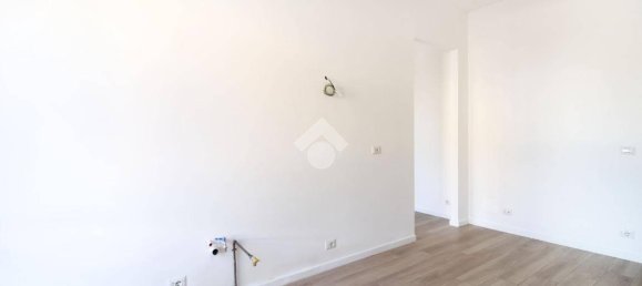 3 bedrooms Apartment in Porto Sant'Elpidio, Italy No. 212468 9