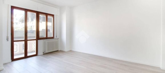 3 bedrooms Apartment in Porto Sant'Elpidio, Italy No. 212468 3