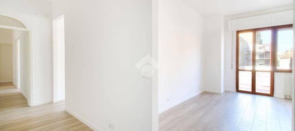 3 bedrooms Apartment in Porto Sant'Elpidio, Italy No. 212468 11