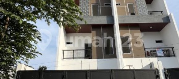 Дом с 3 спальнями в Джакарта, Индонезия № 2601 5