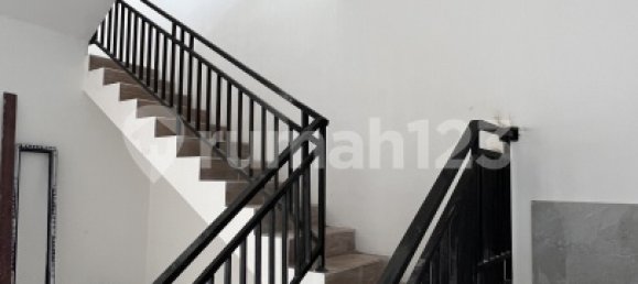 Дом с 3 спальнями в Джакарта, Индонезия № 2601 13