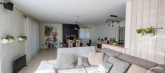 3 bedrooms House in Ludon-Medoc, France No. 113943 3