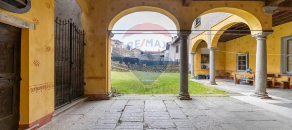 Villa de 12 divisões em Mercallo, Italy N.º 33101 8