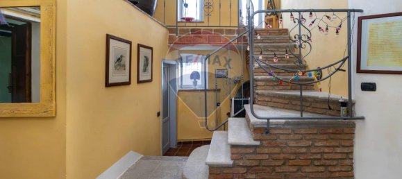 Villa de 12 divisões em Mercallo, Italy N.º 33101 10