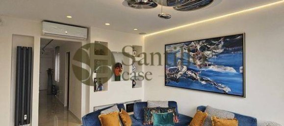 2 bedrooms Penthouse in Rome, Italy No. 371184 17