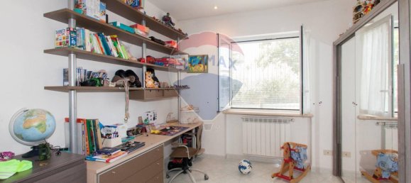 7 rooms Villa in Aprilia, Italy No. 124097 38