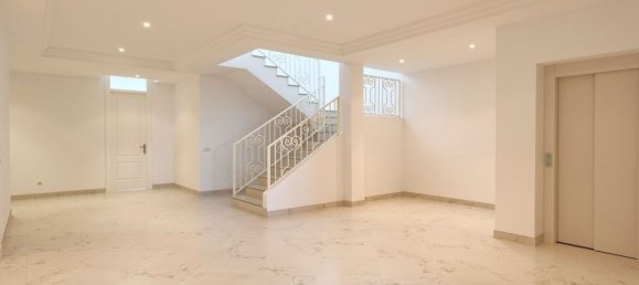 Casa T8 em Malaga, Spain N.º 130906 36