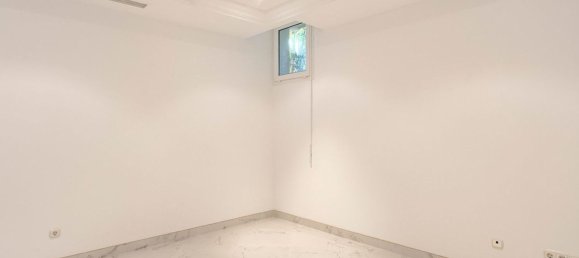 Casa T8 em Malaga, Spain N.º 130906 37