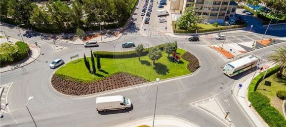 Garage à Portimao, Portugal 15m² No. 50975 4