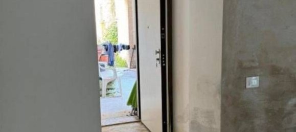 2-salle Appartement à Jesi, Italy No. 99835 2