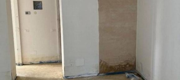 2-salle Appartement à Jesi, Italy No. 99835 6