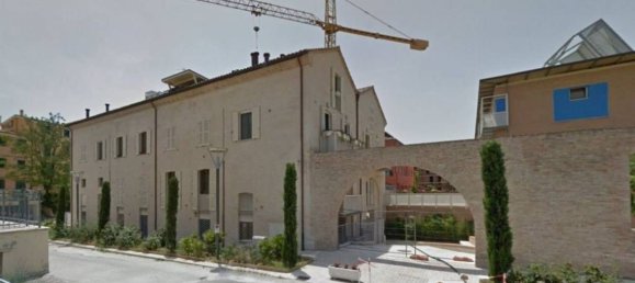 2-salle Appartement à Jesi, Italy No. 99835 9