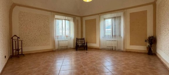 6 rooms Apartment in Novi Ligure, Italy No. 59135 2