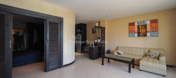 2 bedrooms Condo in Pattaya, Thailand No. 10877 11