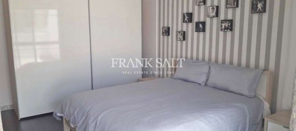 4 bedrooms Penthouse in Sliema, Malta No. 8622 6