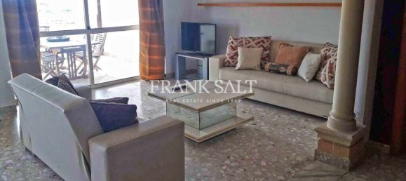 4 bedrooms Penthouse in Sliema, Malta No. 8622 4